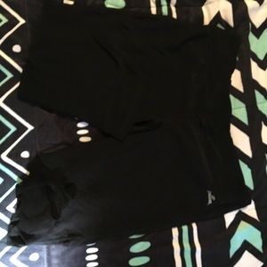 black leggings. mid cafe high